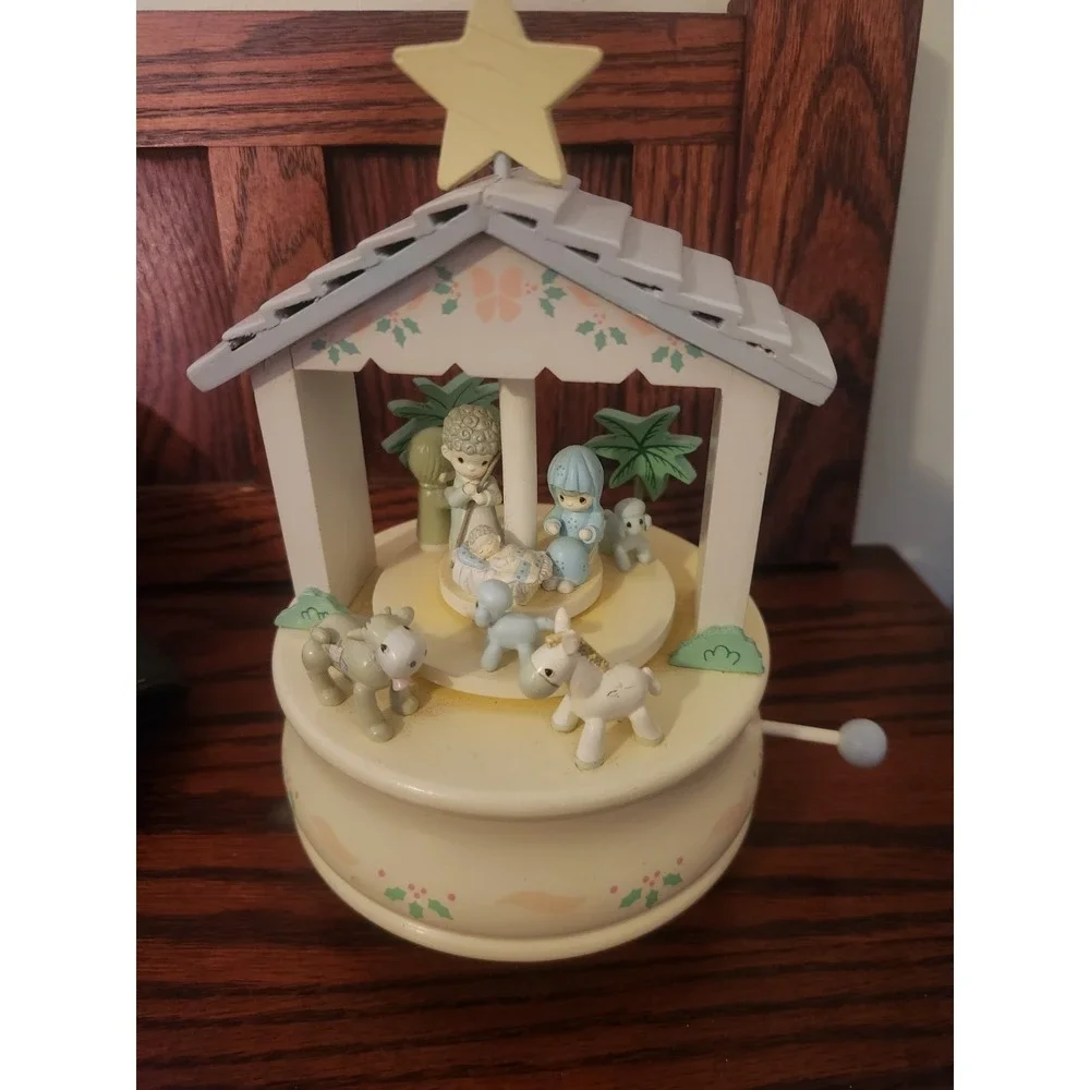 Precious Moments o Come Let Us Adore Him Nativity Revolving Musical 1991 624497